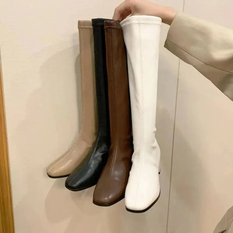 NOUVEAU RICHE Damen Kniehohe Blockabsatz Stiefel Stilvoll Komfort