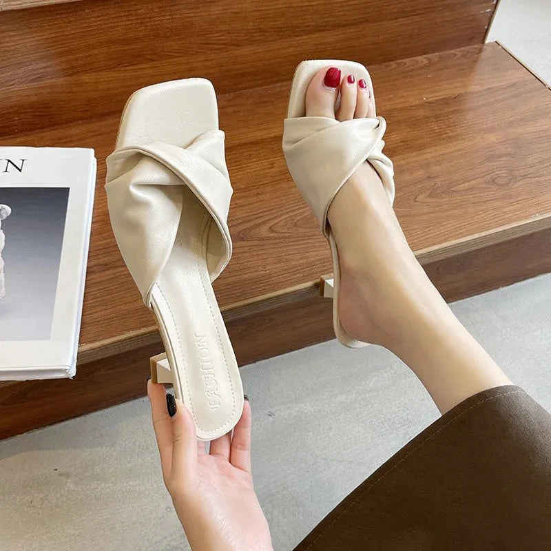 NOUVEAU RICHE Damen Twist Sandalen Mit Absatz Elegant Modern Stilvoll