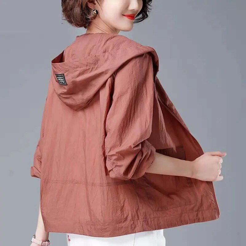 NOUVEAU RICHE Damen Winddichte Regenjacke Mit Kapuze Lockere Passform Rot