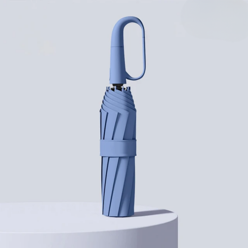 NOUVEAU RICHE Ultra windfester Regenschirm – Sturmfester Schirm mit reflektierenden Details, kompakt, 4 Farben Blau