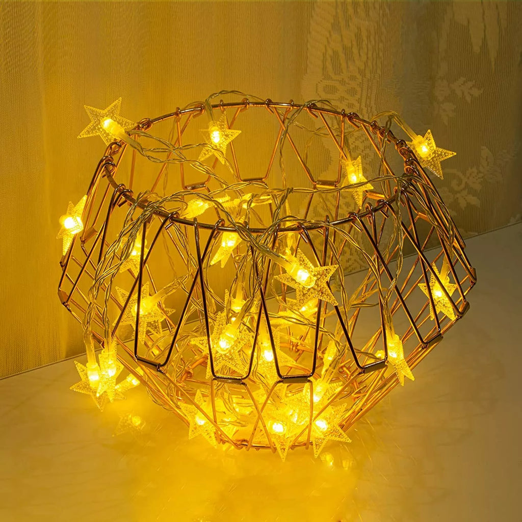 NOUVEAU RICHE Wasserdichte Weihnachtsbeleuchtung – Batteriebetriebene LED-Lichter für Innen & Aussen, Weihnachtsbaum, Terrasse & Garten – AquaGlow