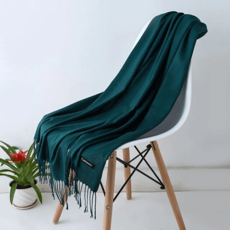 NOUVEAU RICHE Warmer Damenschal – Weicher Winterschal für Damen in über 30 Farben, elegant & zeitlos – Amore Dunkelgrün