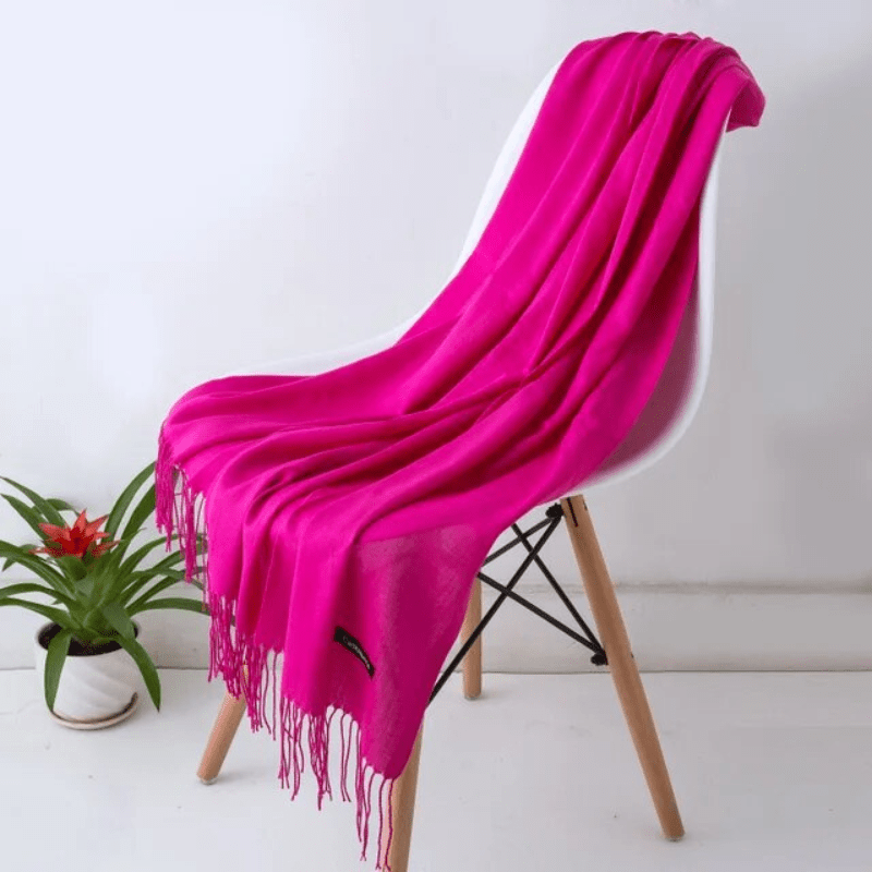 NOUVEAU RICHE Warmer Damenschal – Weicher Winterschal für Damen in über 30 Farben, elegant & zeitlos – Amore Dunkelrosa