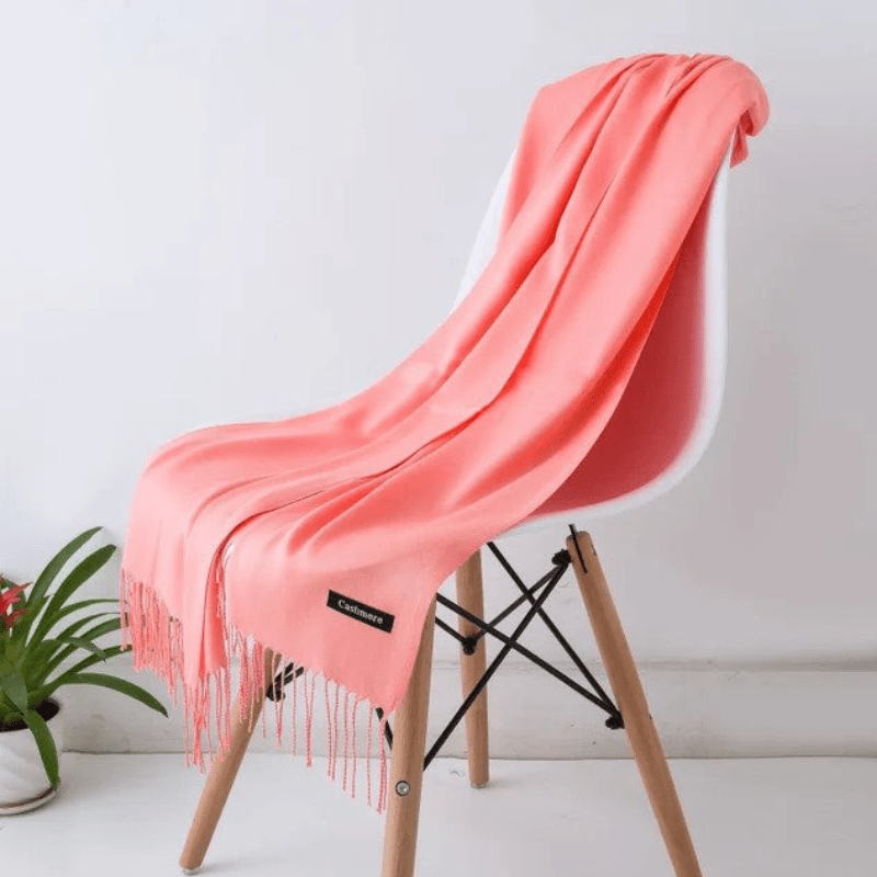 NOUVEAU RICHE Warmer Damenschal – Weicher Winterschal für Damen in über 30 Farben, elegant & zeitlos – Amore Orange Rosa