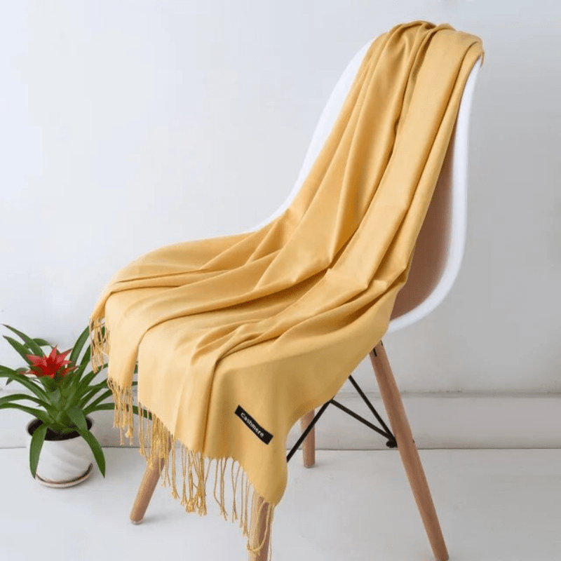 NOUVEAU RICHE Warmer Damenschal – Weicher Winterschal für Damen in über 30 Farben, elegant & zeitlos – Amore Helles Gelb