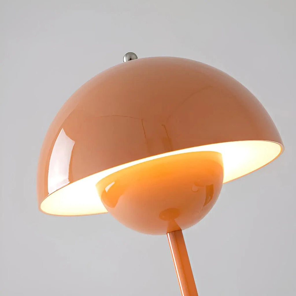 NOUVEAU RICHE Buijou - Skandinavische Designer-Tischlampe für ambient Beleuchtung