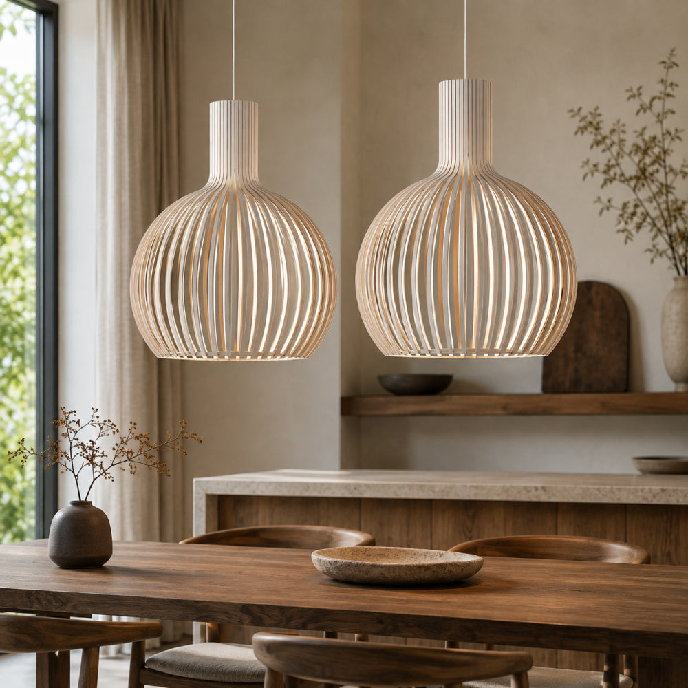 NOUVEAU RICHE Skandinavische Pendelleuchte aus Holz – Lamellen Hängelampe für den Esstisch, E27, Ø23 / Ø35 / Ø45 cm