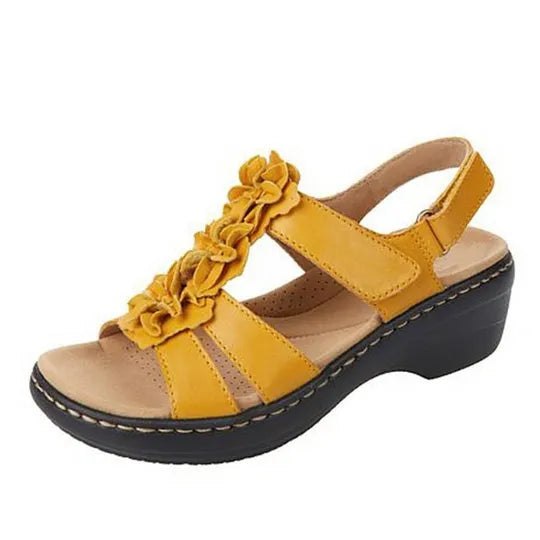 NOUVEAU RICHE Sandalen Mit Keilsohle Überkreuztes Design Für Alltag Gelb