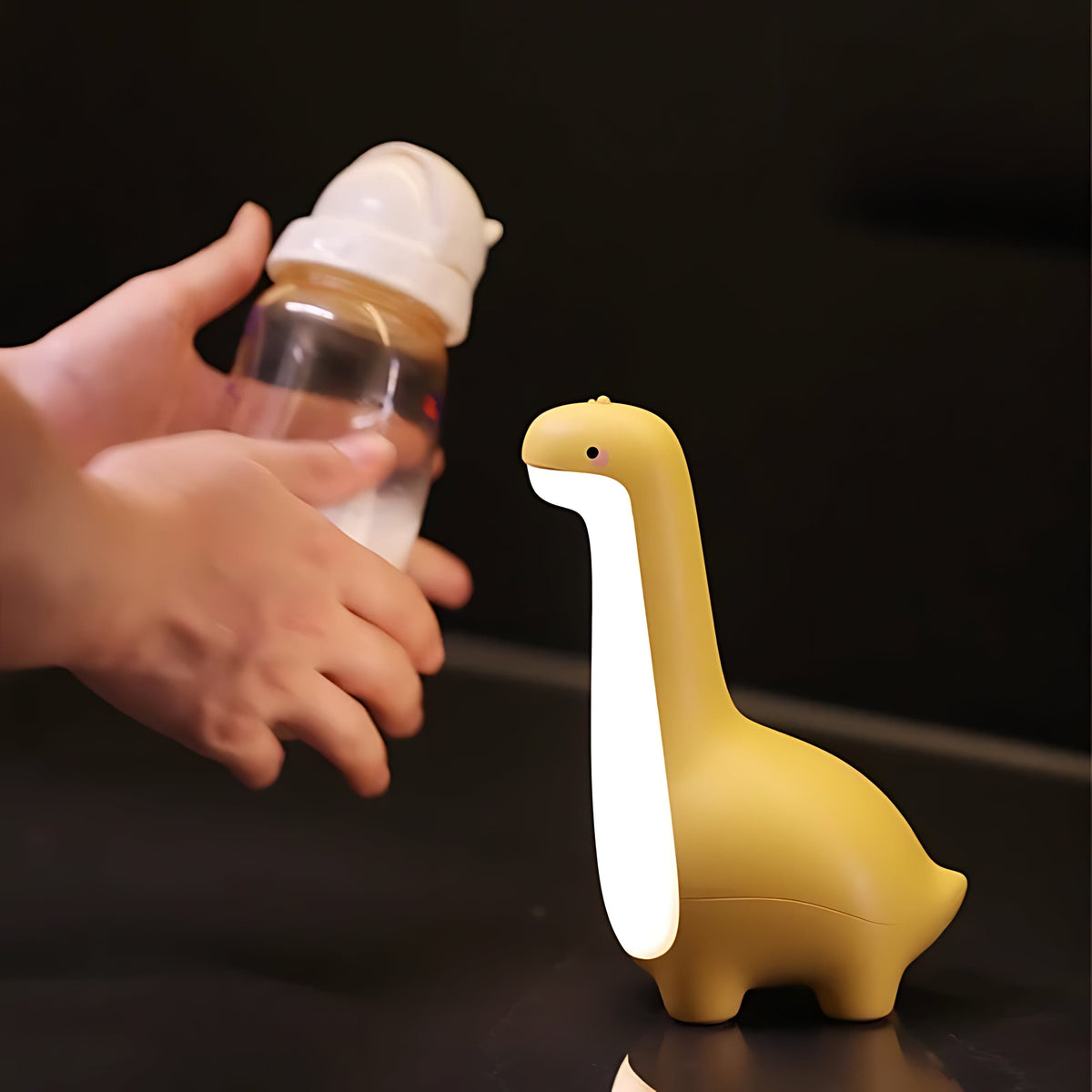 LED-Dinosaurier-Nachtlicht für ruhige Nächte – Dino Nachtlicht Kinder aus Silikon, Aufladbar & Tragbar – RexGlow